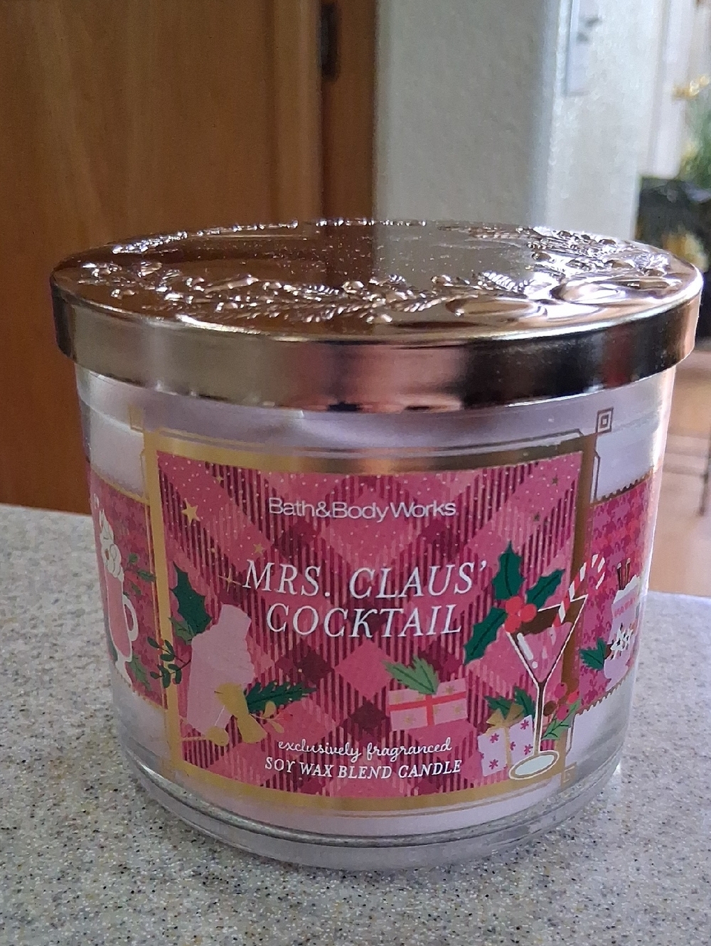 Bath & Body Works Mrs. Claus' Cocktail Candle